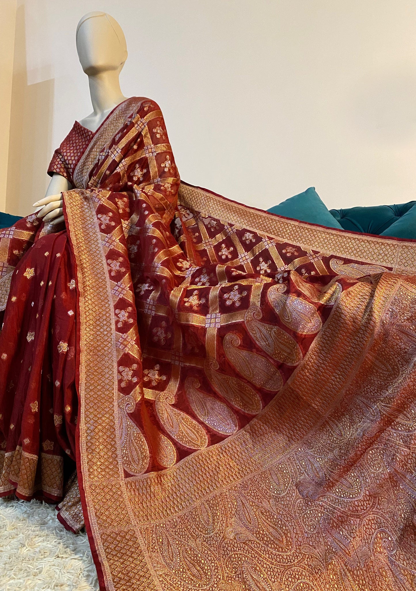 Chandhni - Maroon