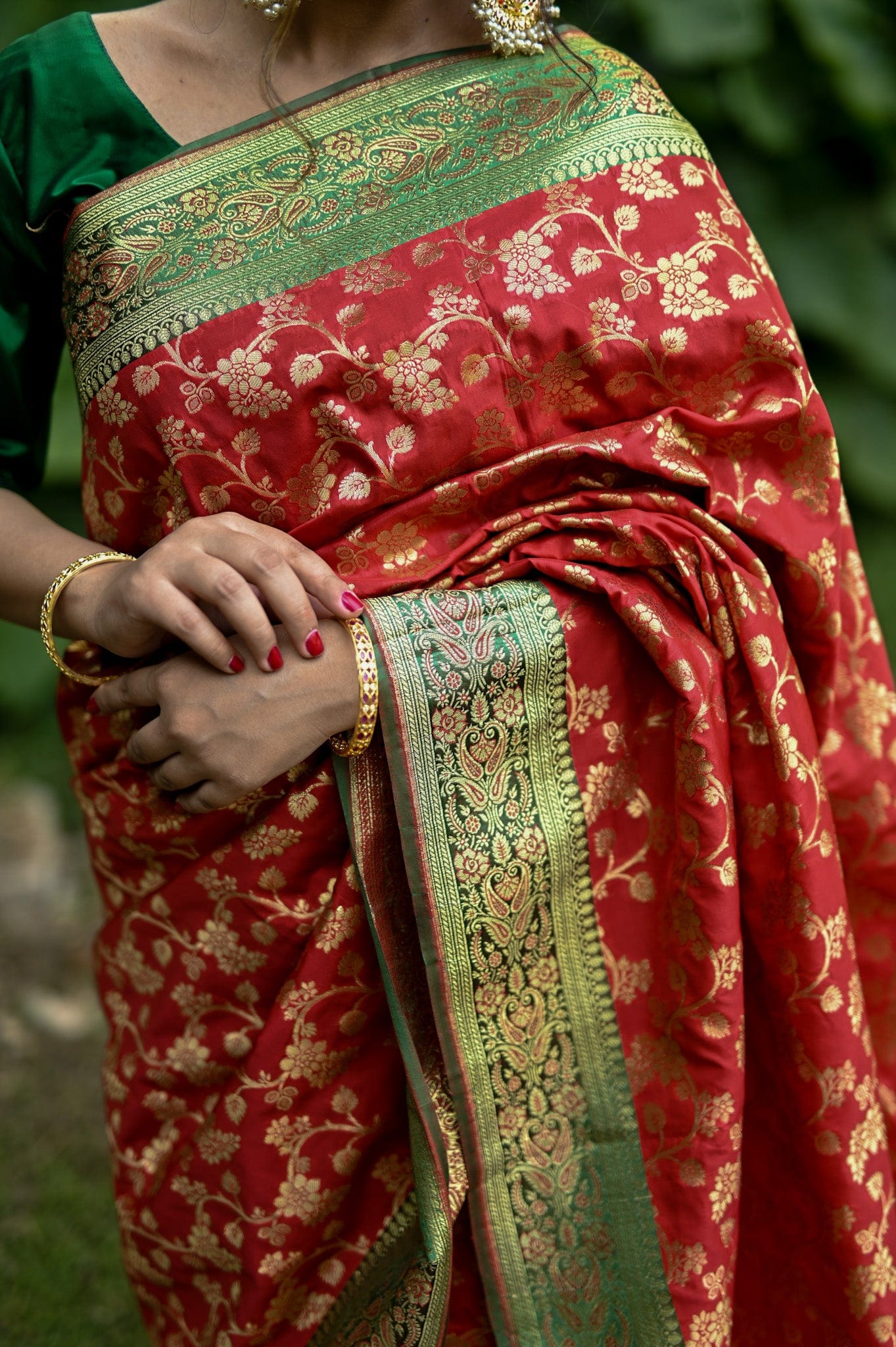 Jaal Silk Banarsi Stitched Saree