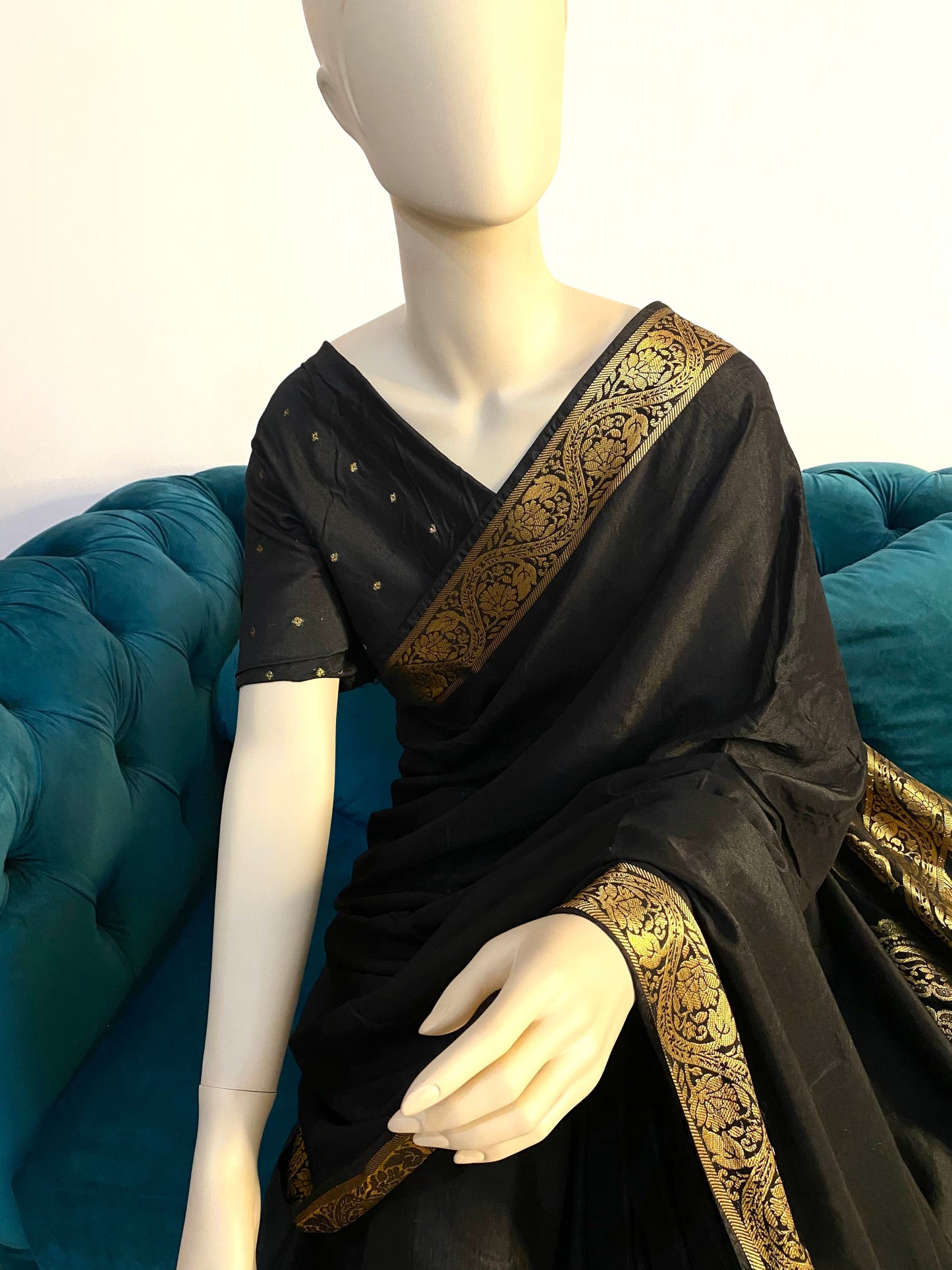 Zaira-Black