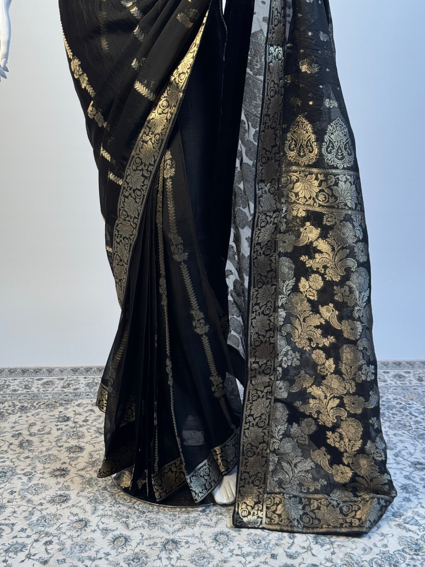 Raat - Semi pure chiffon