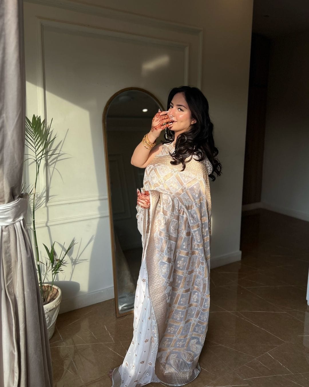 Chandhni - White