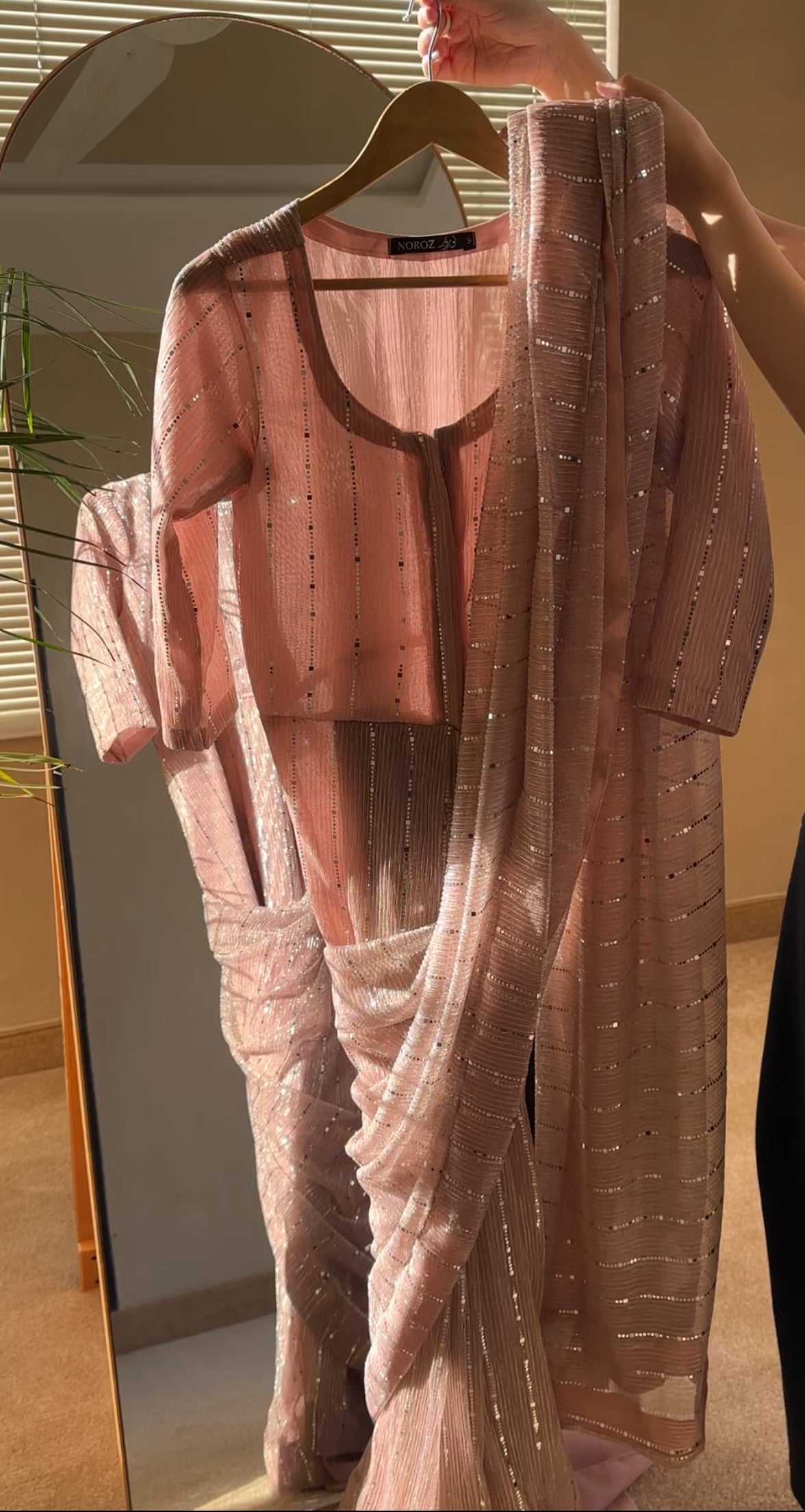 No minute Sarees