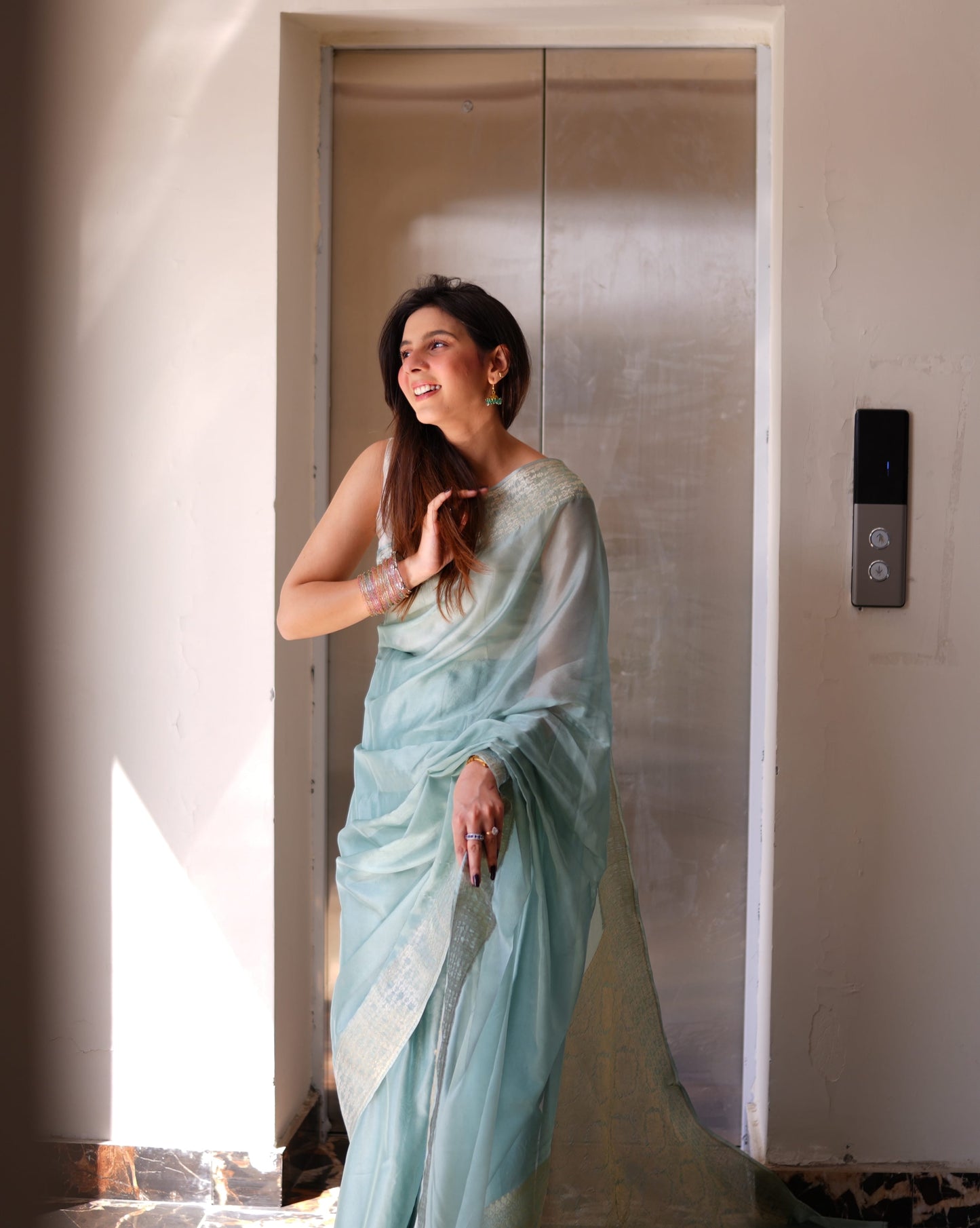 Sahiba Gul - Aqua