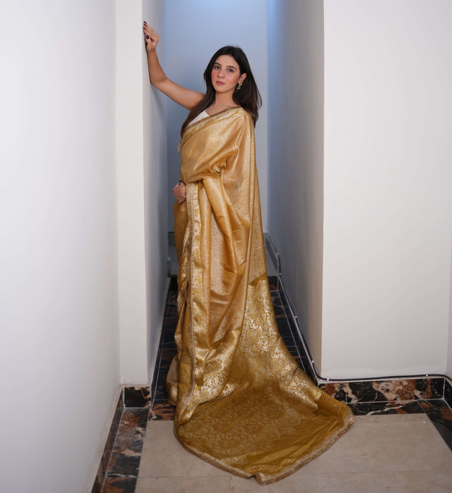 Liquid Gold - Semi pure shimmer tissue saree