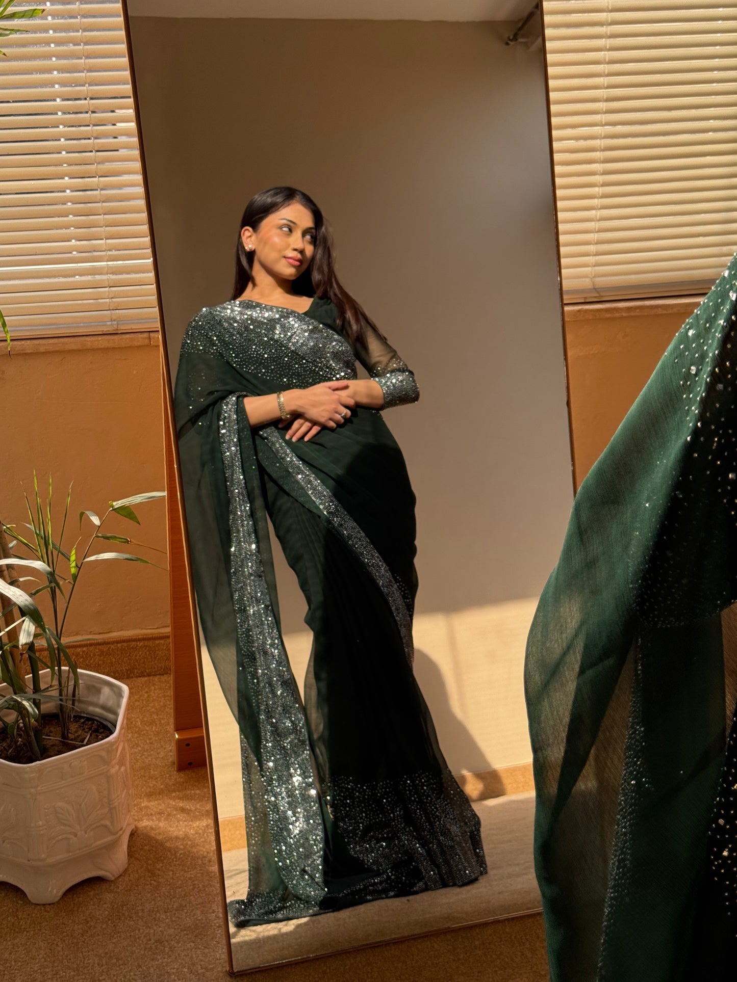 Noor-e-Zamurd - No minute saree