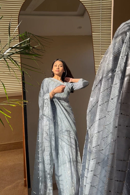 Iris - No minute Saree