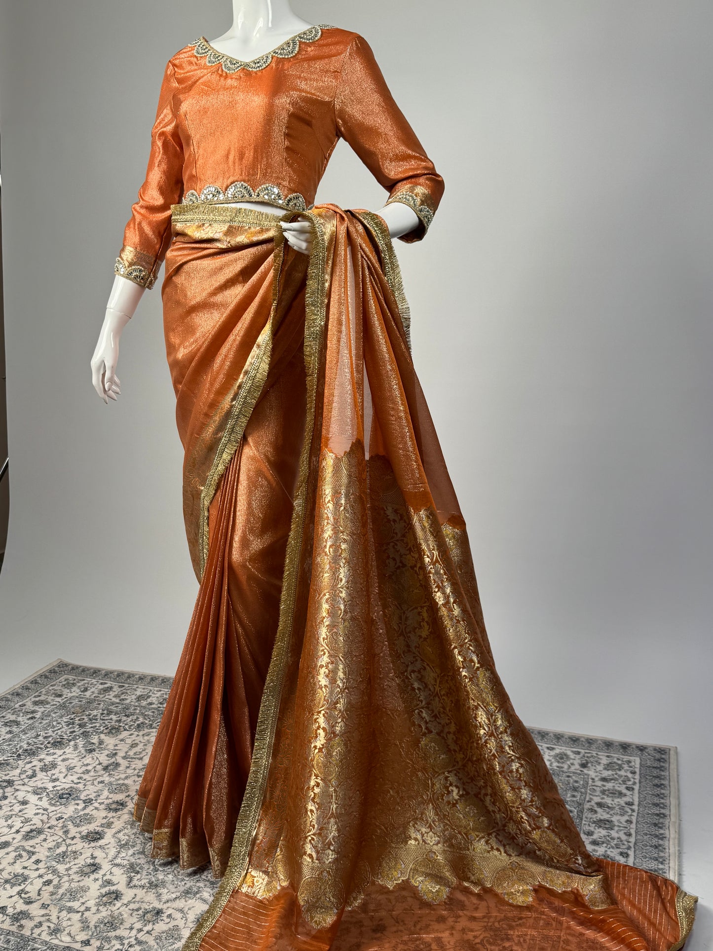 Mari Gold - *RTW