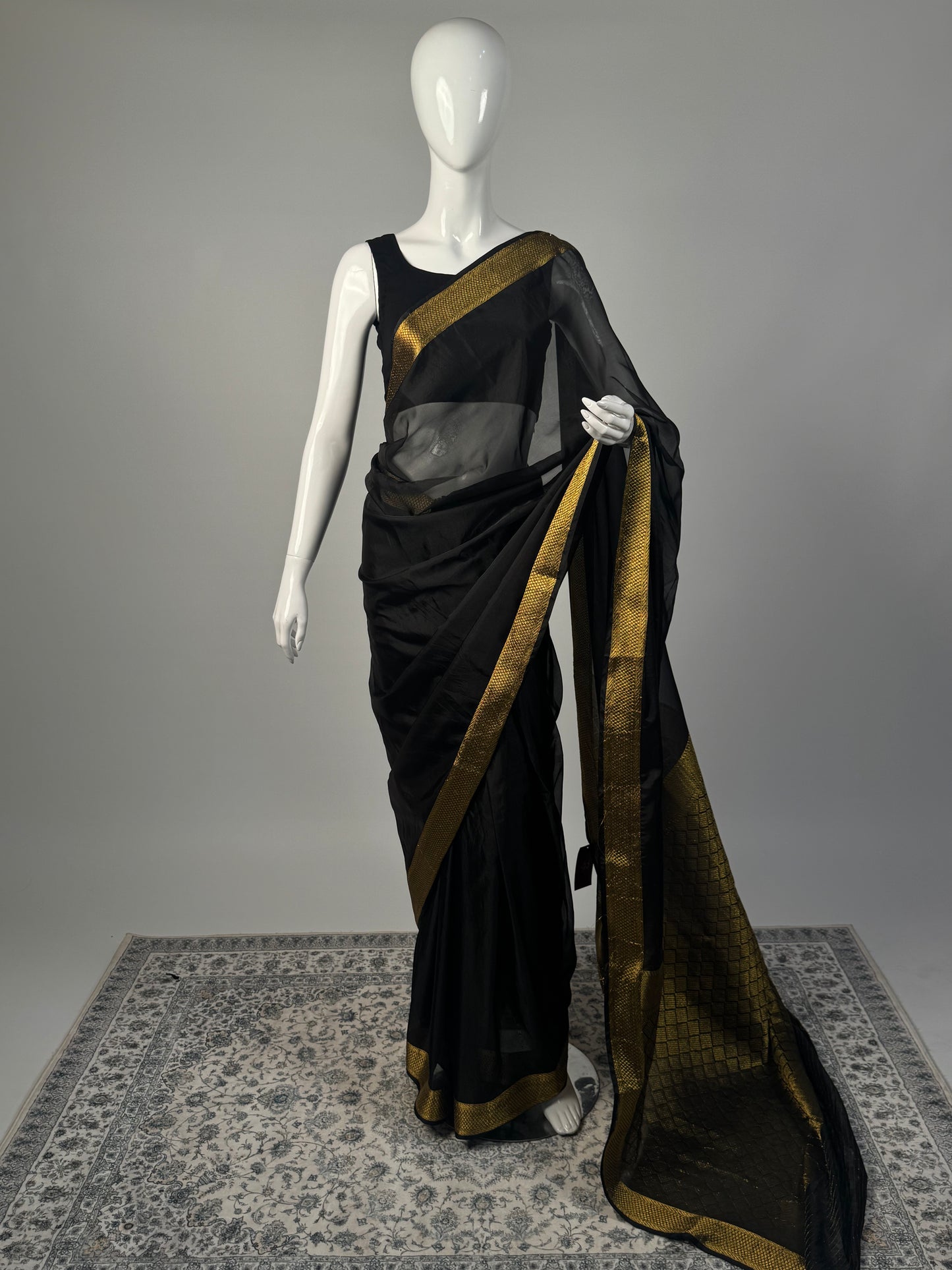 Mehal - Black