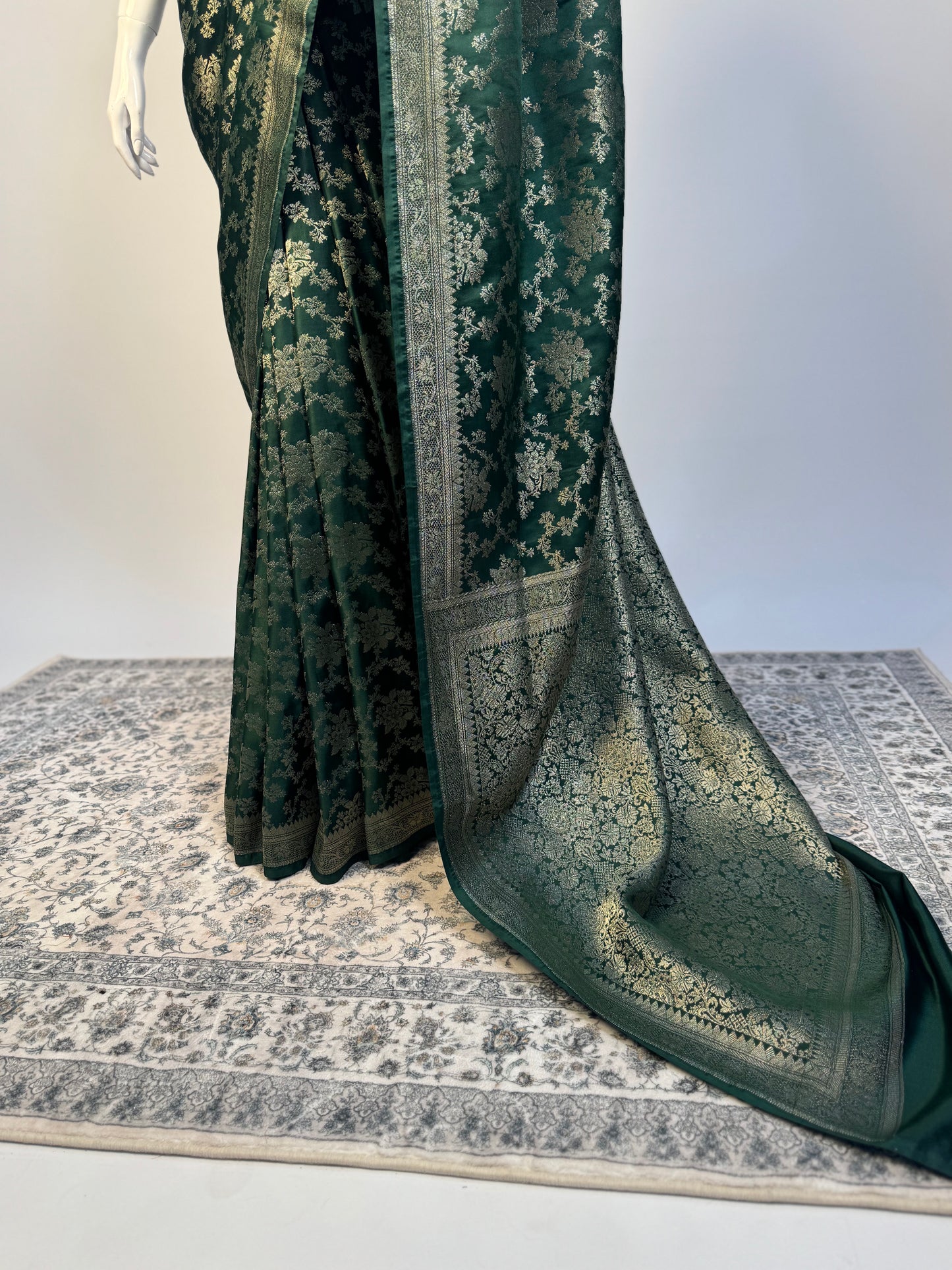 Maya - Emerald green