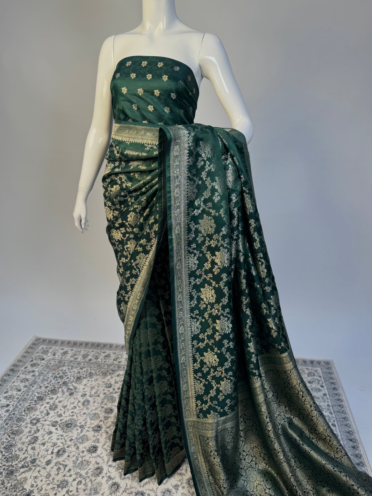 Maya - Emerald green