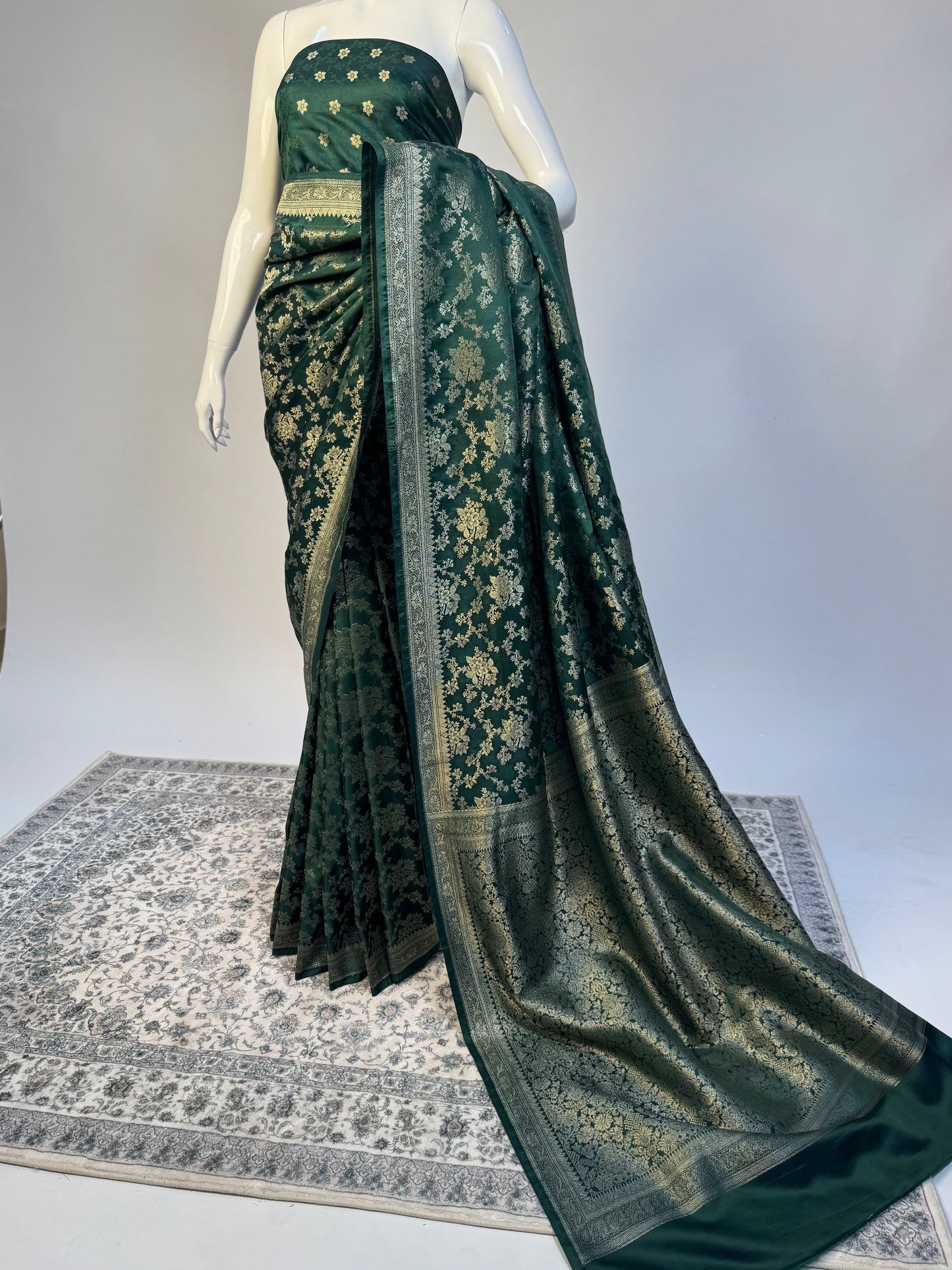 Maya - Emerald green