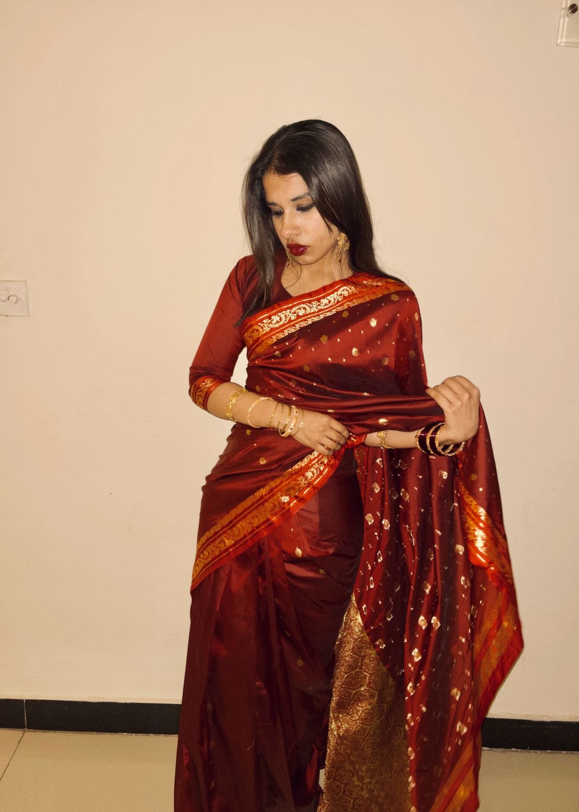 Laila - Deep Maroon