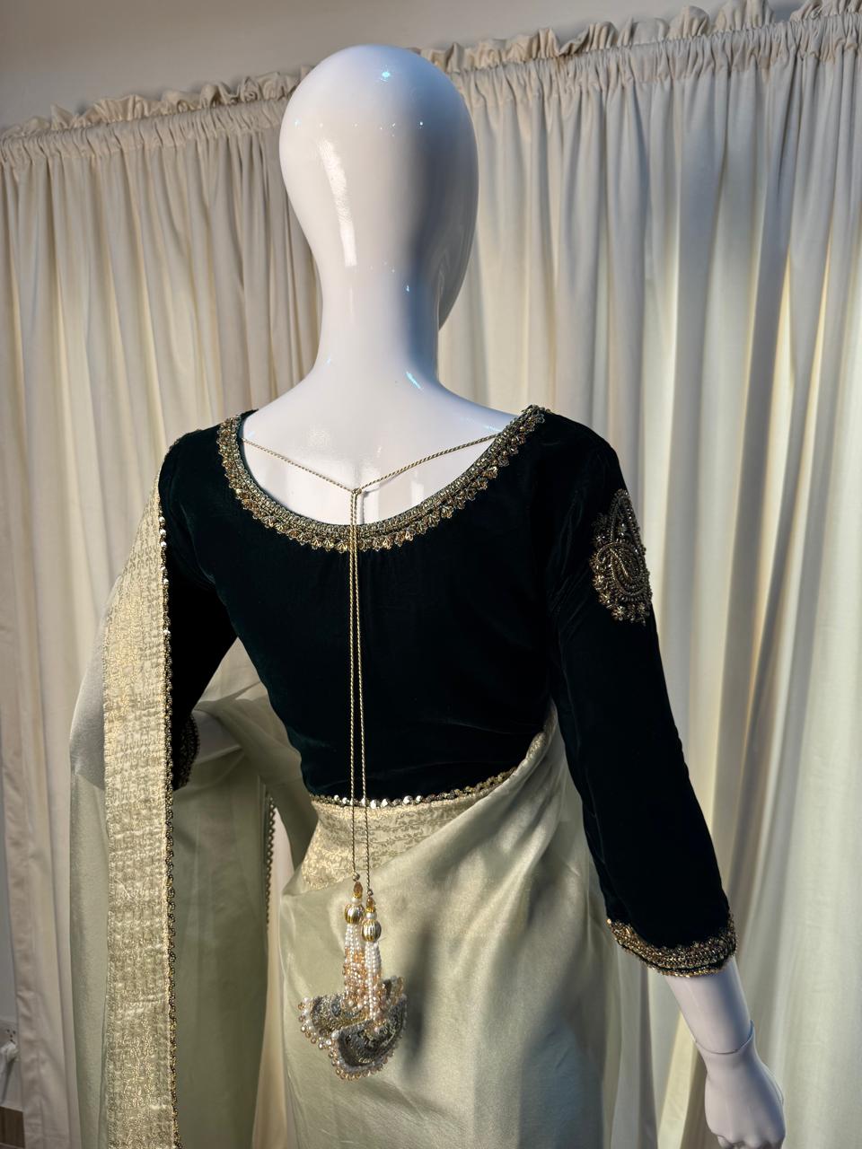 Naz Gul - Stitched Set