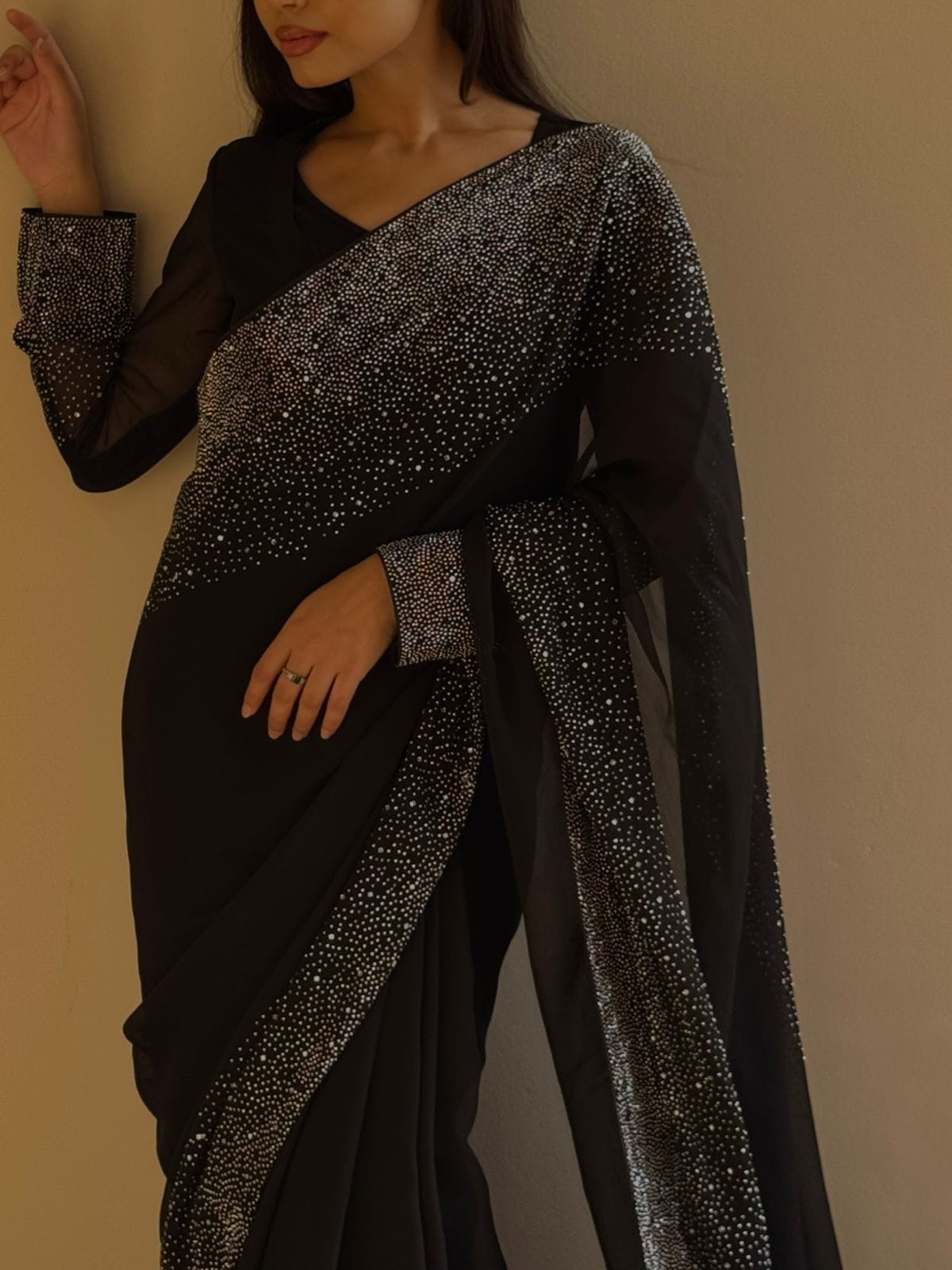 Noor-e-Siyah - No minute saree
