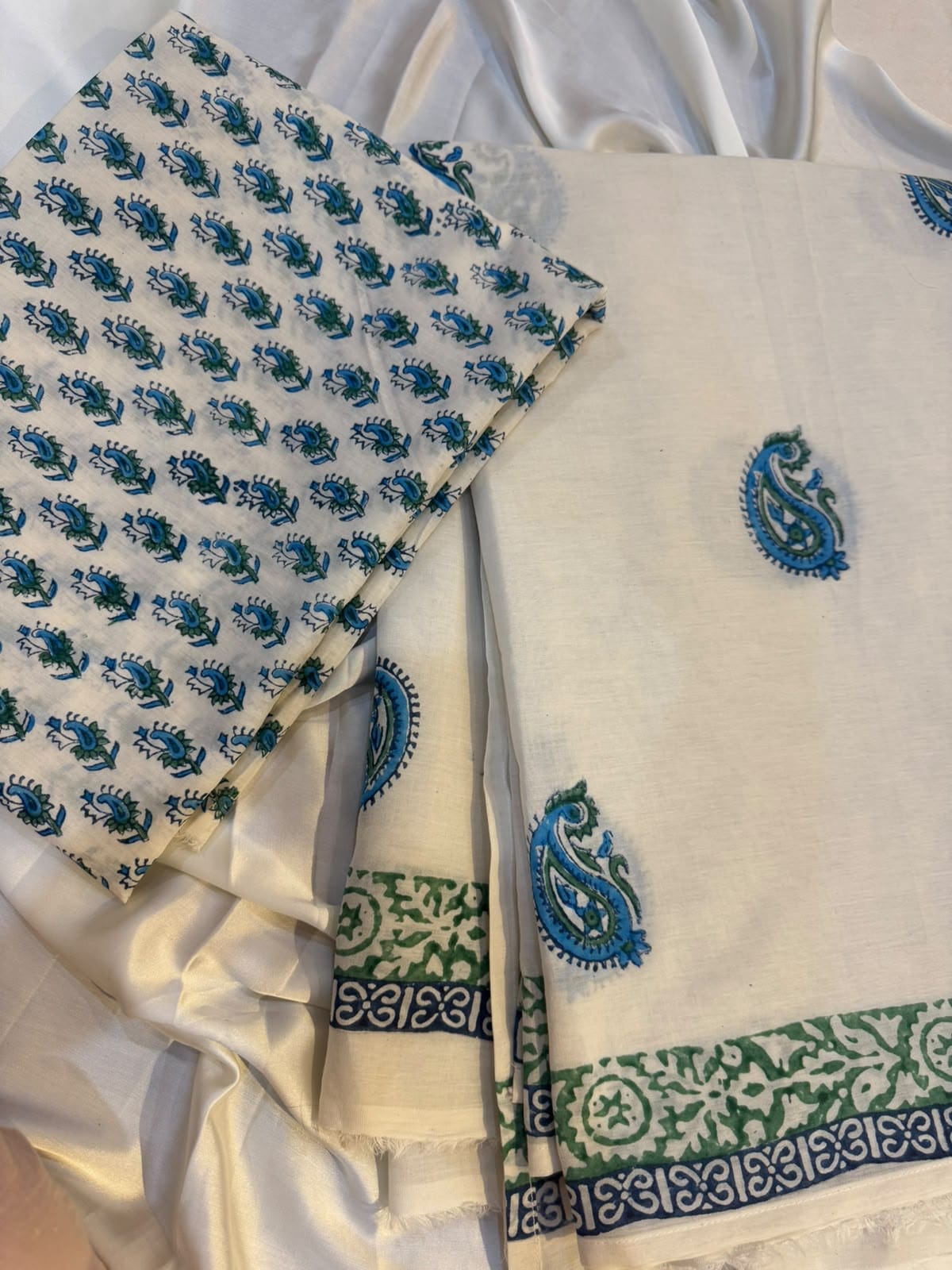 Cotton Hand Blocked Saree : Damini